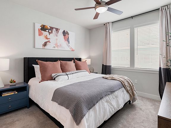 5th image of 10529 E Hampton Ave #3023