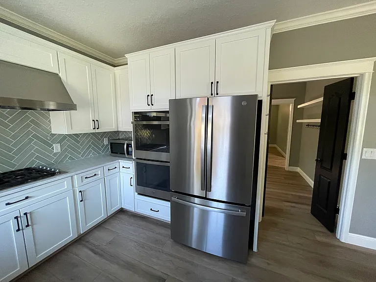 1321 Dollar St — Photo 6