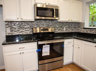 11903 Quander Ln, Houston, TX 77067