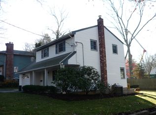 64 E 24th St, Huntington Station, NY 11746