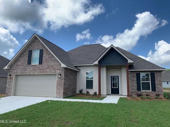 10343 Caroline Dr, Gulfport, MS 39503