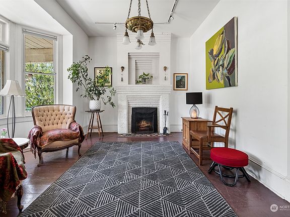 5th image of 1123 Fawcett Avenue