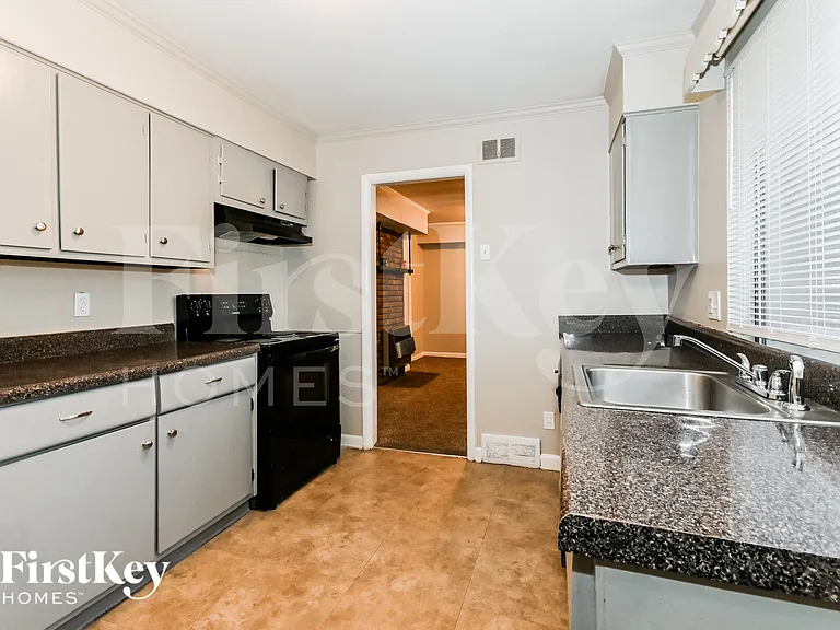 1620 Hester Rd — Photo 5