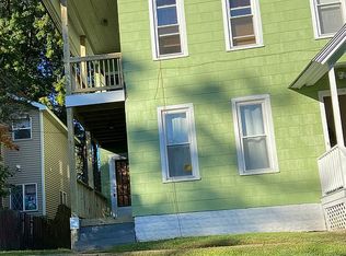 18 Van Derveer St, Amsterdam, NY 12010