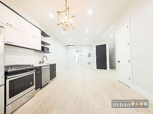 1st image of 84 Clinton Ave #1A