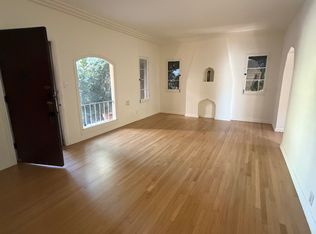 1043 S Orange Grove Ave, Los Angeles, CA 90019