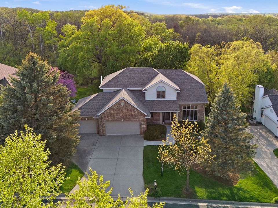 1st image of 1242 McMahon Dr