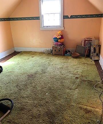 5th image of 1601 Edwards Ave