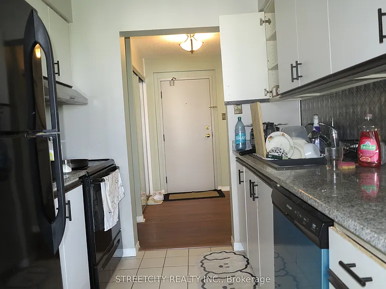 570 Proudfoot Ln #1011 — Photo 5