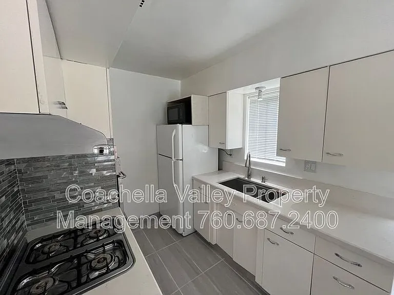 2290 S Palm Canyon Dr #4 — Photo 10