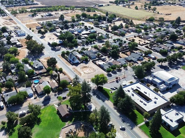 1 Saint St, Shandon, CA 93461