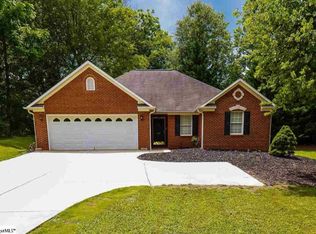 419 N Pond View Dr, Duncan, SC 29334