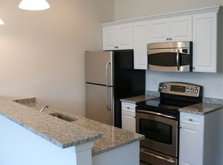 102 Maple St #102, Marlborough, MA 01752