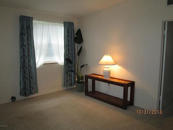 2nd image of 1922 Almira St