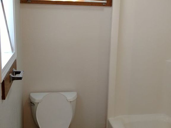 5th image of 9240 Garrison Rd #E