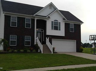 319 Gentry Crossings Blvd, Mount Washington, KY 40047
