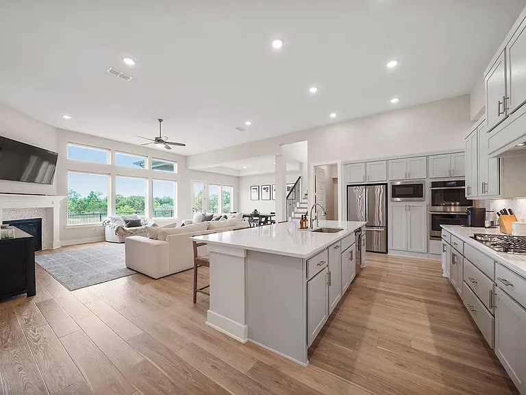 5802 Emerald Ranch Ln — Photo 9