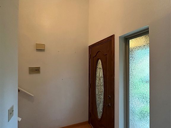 3rd image of 1035 156th Avenue NE #9