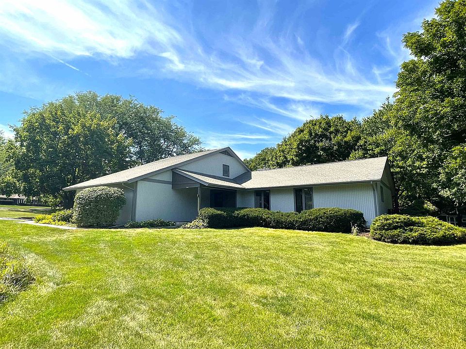 1st image of 6123 Deepwood Dr