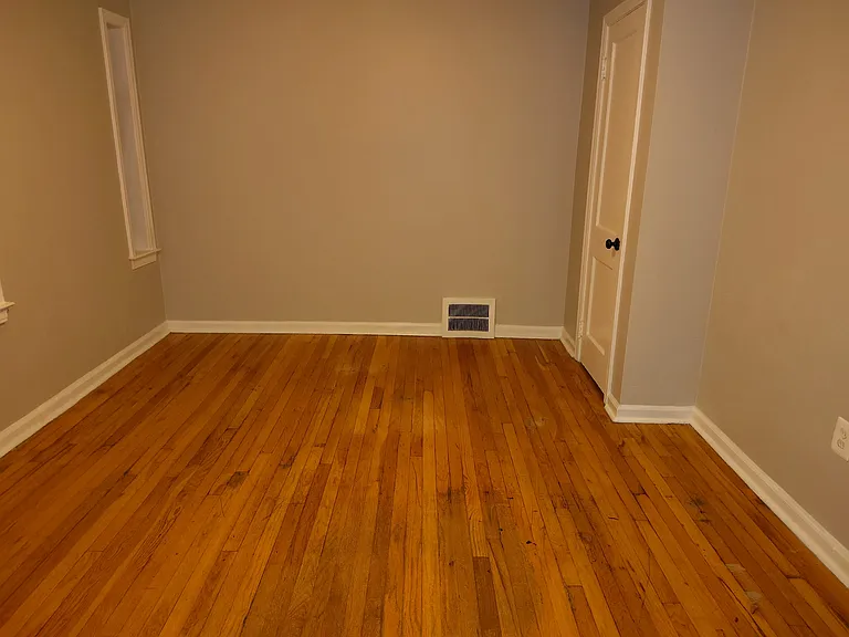 306 Liberty St — Photo 5