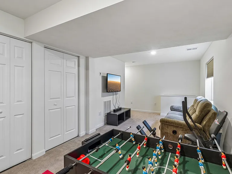 1105 Deerfield Dr — Photo 12