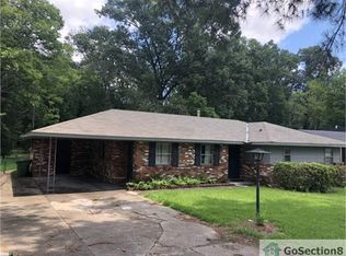 1831 Gillespie Dr, Montgomery, AL 36106