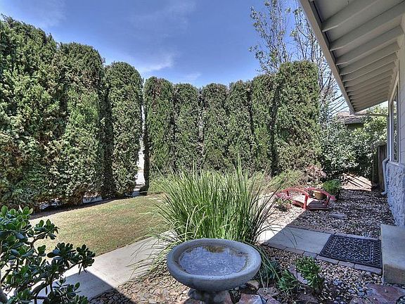 3rd image of 5390 Pecan Blossom Dr