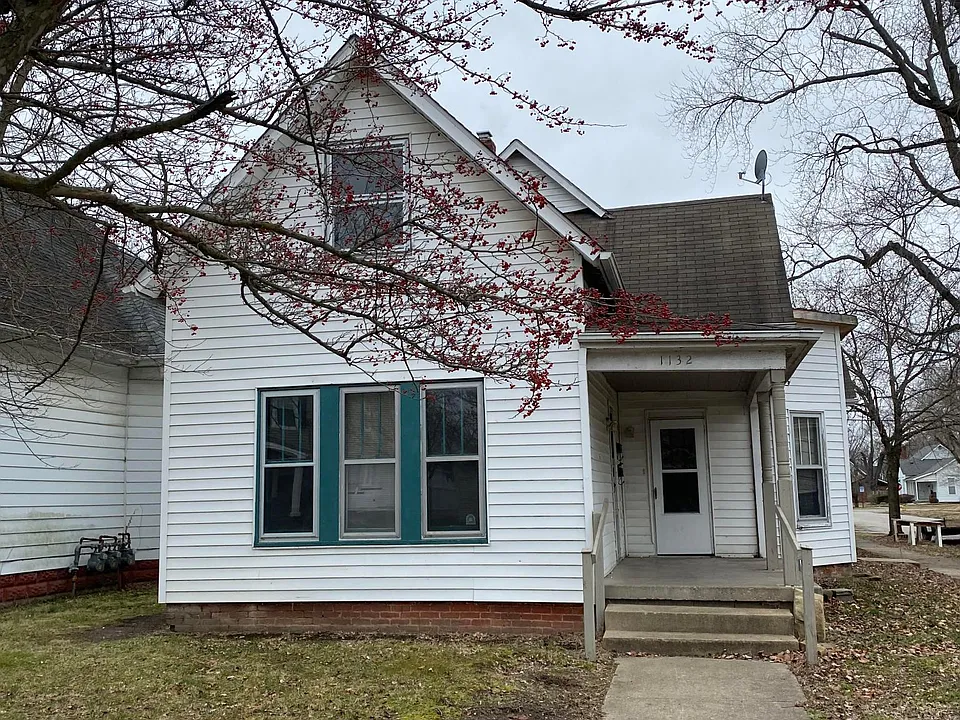 1132 Sycamore St #1/2