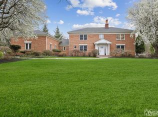 1 Stults Dr, Plainsboro, NJ 08536