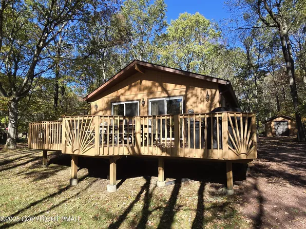 86 Mountain View Dr, Jim Thorpe, PA 18229