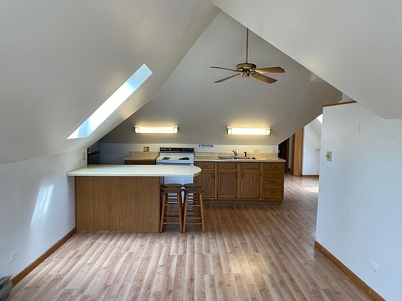 2nd image of 131 Arbor Ave #3