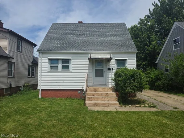 1357 E 289th St, Wickliffe, OH 44092