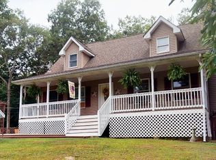101 Raspberry Path, Dingmans Ferry, PA