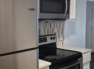 633-639 W 39th St #635, Savannah, GA 31415
