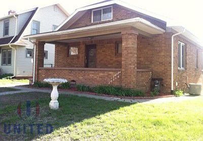 1st image of 2417 Virginia St