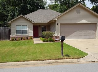 3006 Sharon Rd, Benton, AR 72019