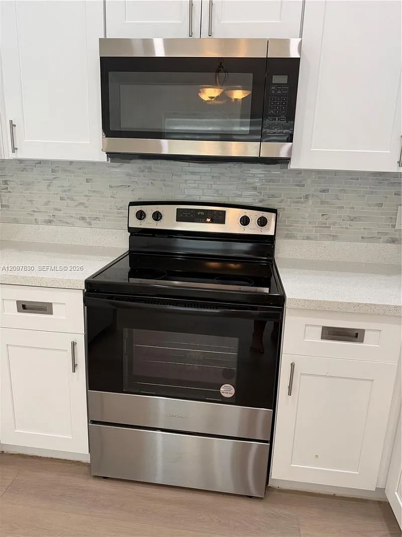 2 bed, 2.0 bath, 980 sqft, $2,995 — Photo 4