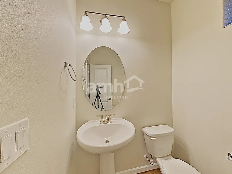 2668 Link Ave — Photo 11