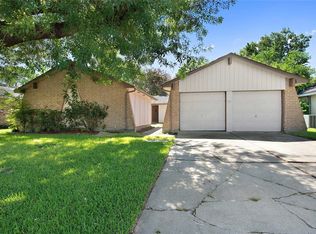 5131 Royal Pkwy, Friendswood, TX 77546
