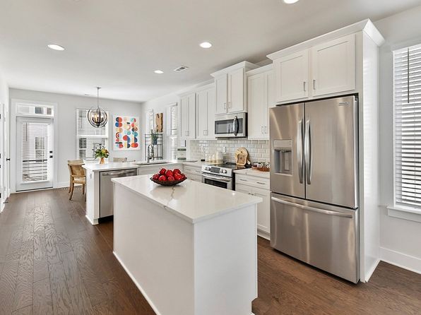 charlotte-north-carolina-448464056 picture