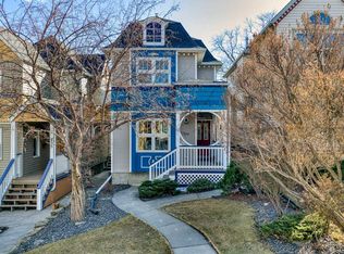 237 N 28th Ave NW, Calgary, AB T2M2K5
