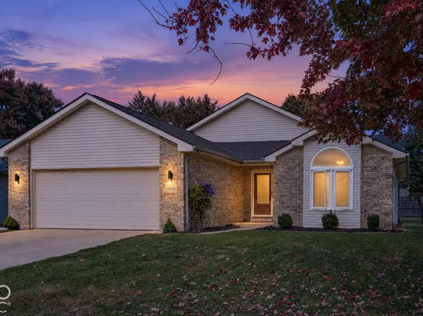 5886 Regency Dr, Columbus, IN 47203
