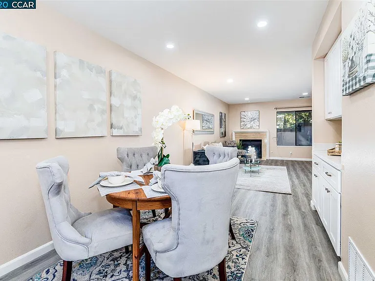 503 Pimlico Ct — Photo 6