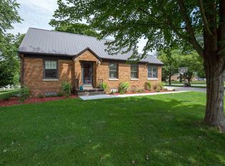 1003 13th St, Orion, IL 61273