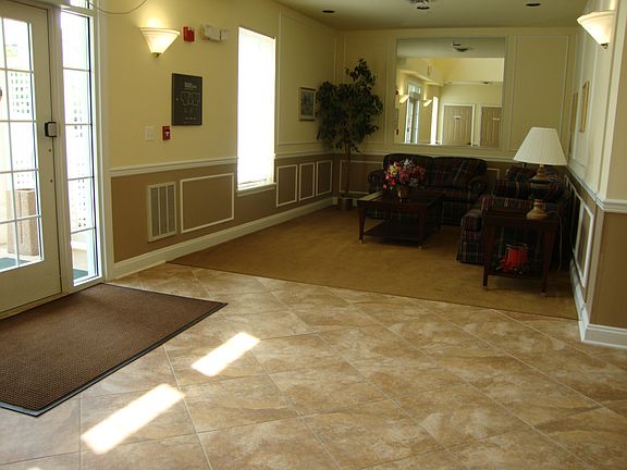 5th image of 100 Watkins Pond Blvd #2-306
