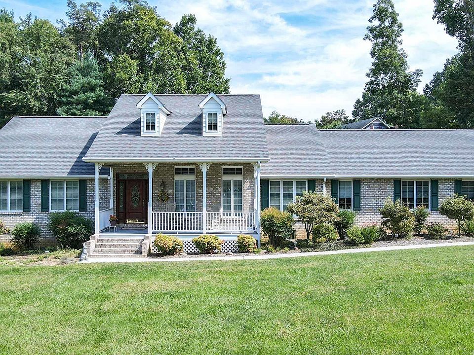 1st image of 3779 Foxcroft Cir