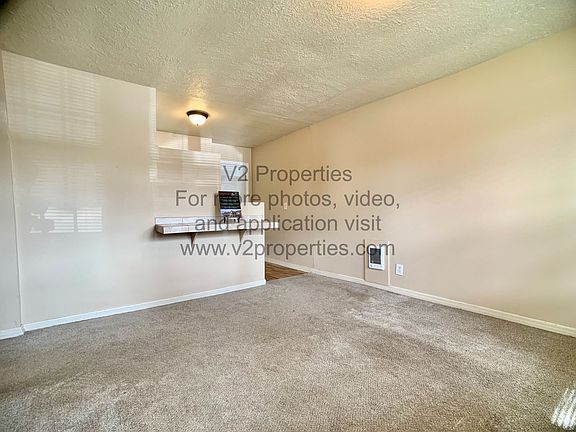 4th image of 7319 SE Evergreen St #Eve349