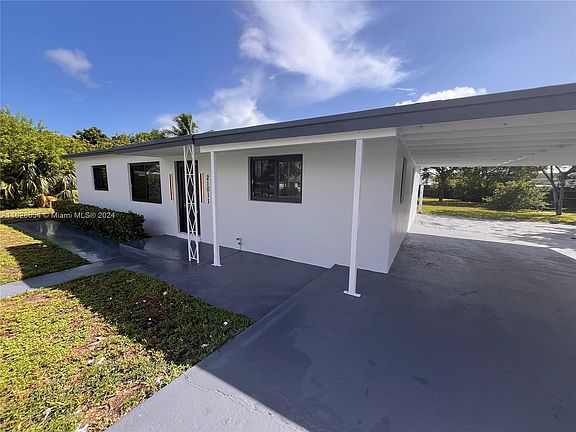 3rd image of 21011 NW 30th Ct