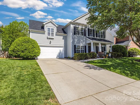 11222 Huntington Meadow Ln, Charlotte, NC 28273