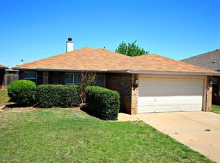 1816 77th St, Lubbock, TX 79423